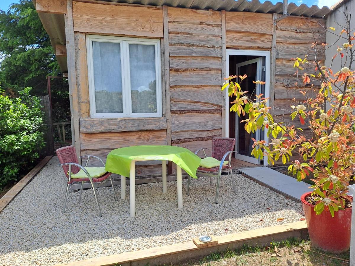 Chambre Basilic 2P, 2 Nuits Max, Dans Petit Chalet 6Km Du Festival De Piano De La Roque D'Antheron Rognes Exterior foto